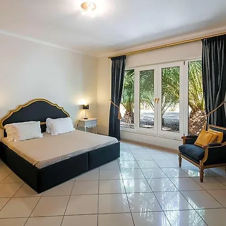 Alvor Sleeps 12 Pool Air Con Wifi 别墅 波尔蒂芒