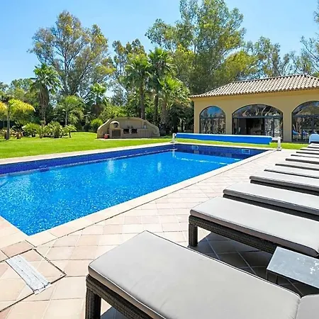 Villa Alvor Sleeps 12 Pool Air Con Wifi