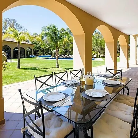 别墅 Alvor Sleeps 12 Pool Air Con Wifi